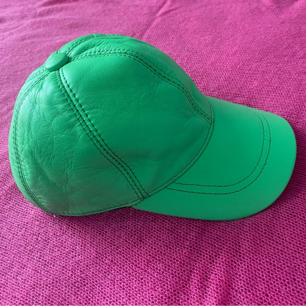 Unisex Cap green vegan leather Shifer